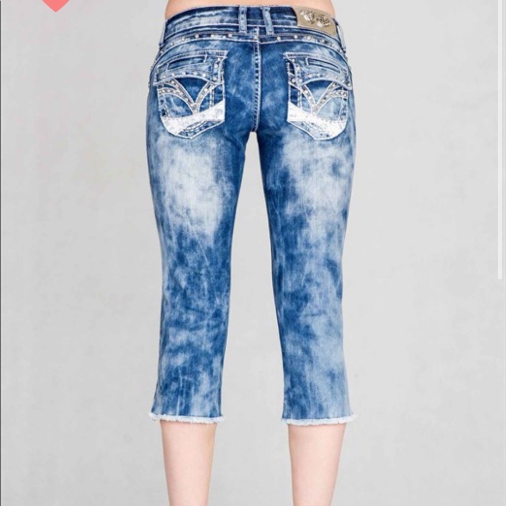 Denim Metal Embellished Jean Capri